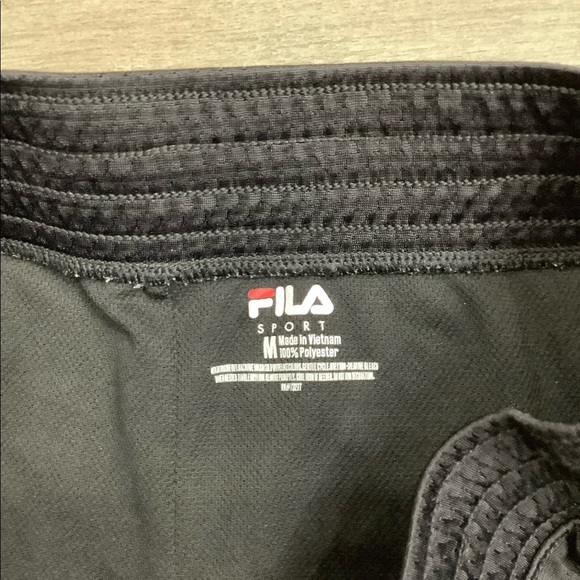 Women's Fila M Medium 8 - 10 Shorts Black Elastic Waist Athletic Gym Active - Picture 6 of 7